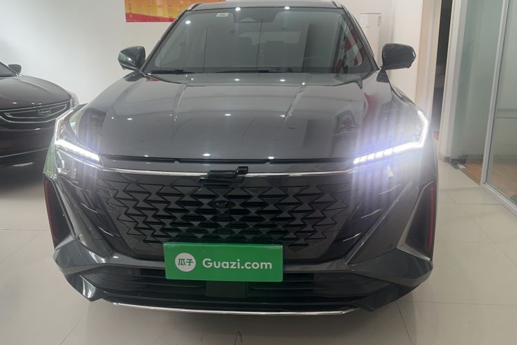 Used CHANGAN OSHAN Z6 2022 Blue Whale 1.5T DCT Smart Edition
