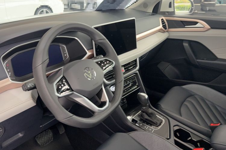 Used Volkswagen Tharu 2023 300TSI Two-Wheel-Drive Full Moon Edition
