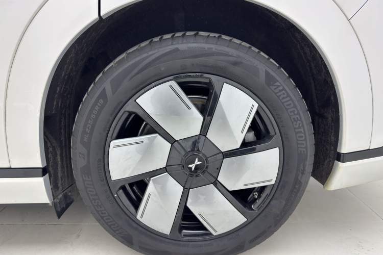 Used XPeng X9 2024 702 Ultra-Long Range Max