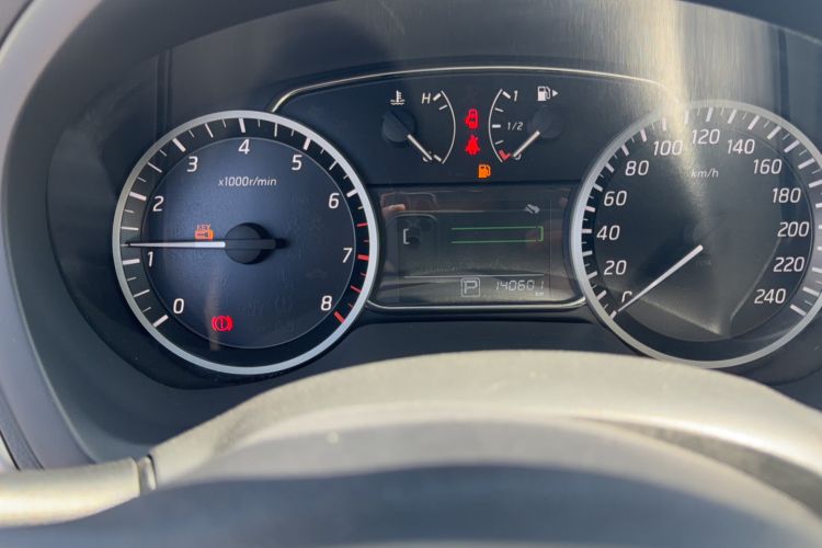 Used Nissan Sylphy 2016 1.6XV CVT Smart Enjoyment Version Odometer Close Up