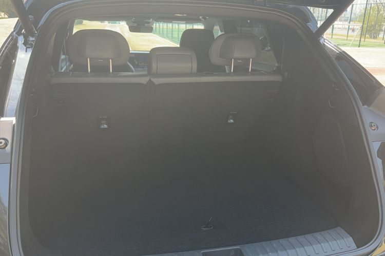 Used Lynk & Co 08 EM-P 2023 120km Long-Range Halo
