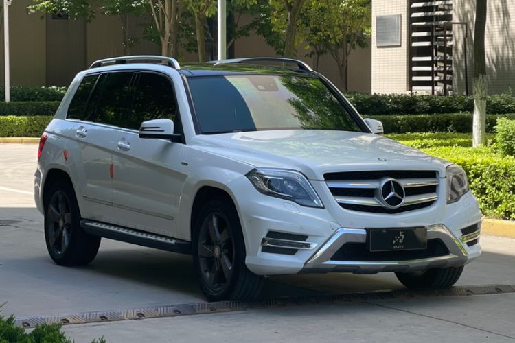 Used Mercedes-Benz GLK-Class 2015 GLK 260 4MATIC Fashion Edition Ultimate Version
