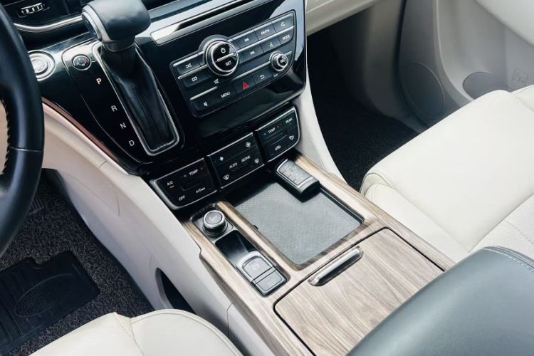 Used GAC Trumpchi M8 2018 320T Luxury Edition