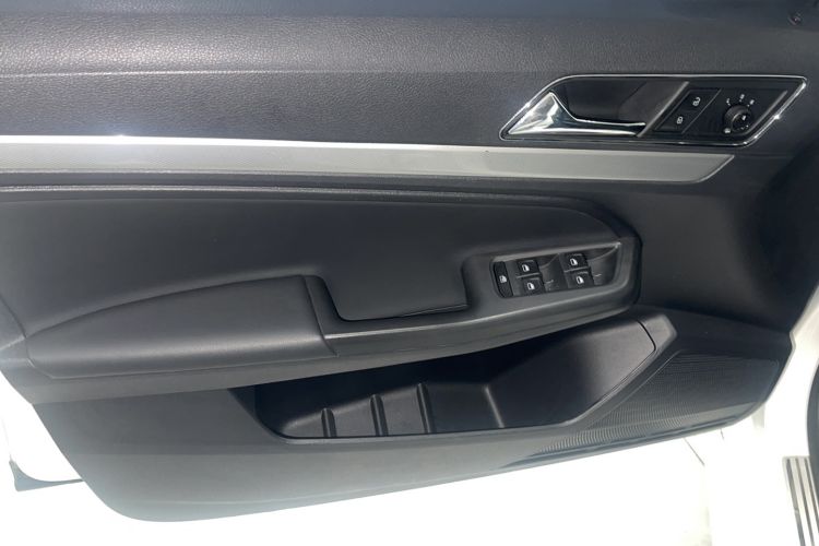 Used Volkswagen Gran Lavida 2017 180TSI DSG Comfort Edition