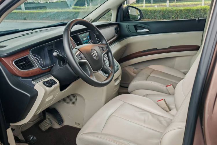Used Buick GL8 2018 28T Luxury Model China VI Standard