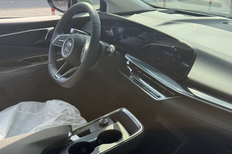 Used Buick E4 2023 Smart Edition