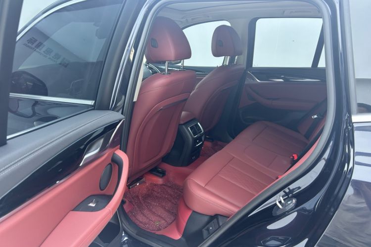 Used BMW iX3 2024 Leading Model
