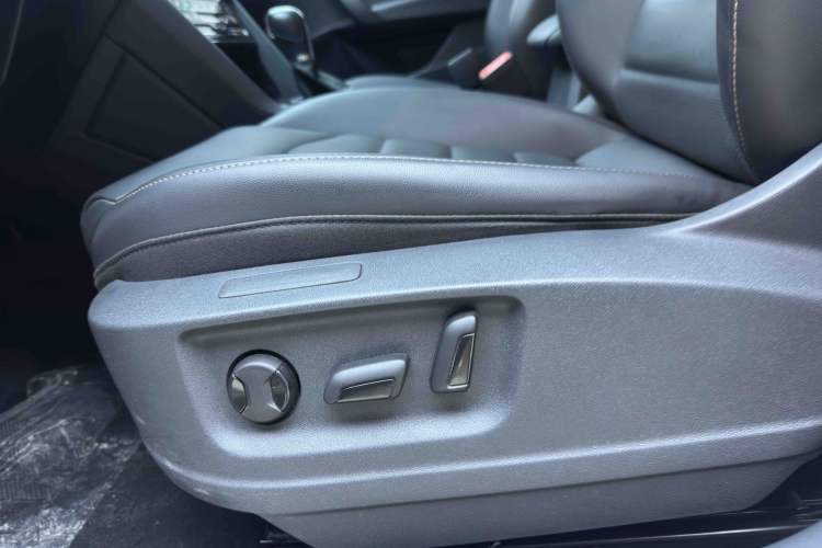 Used Volkswagen Tharu 2021 280TSI Two-Wheel-Drive Luxury Plus Edition