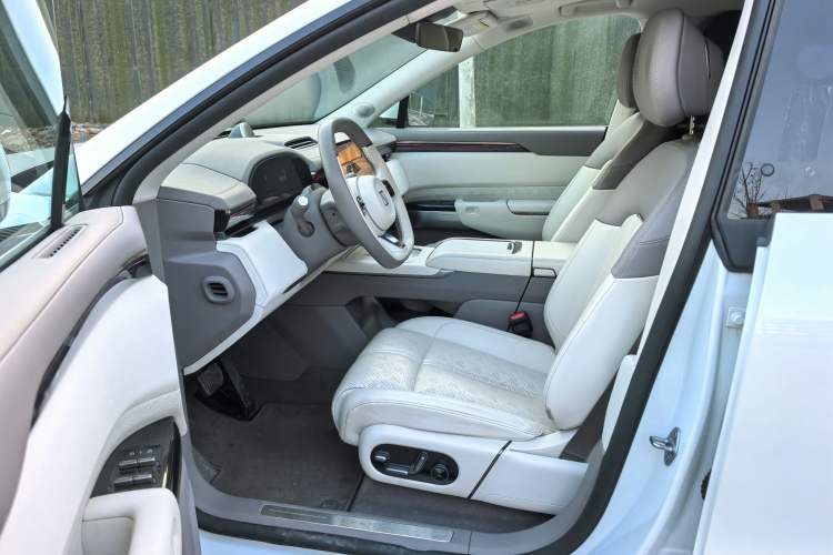 Used Zeekr 7X 2025 75 kWh Rear-Wheel Drive Intelligent Driving Version