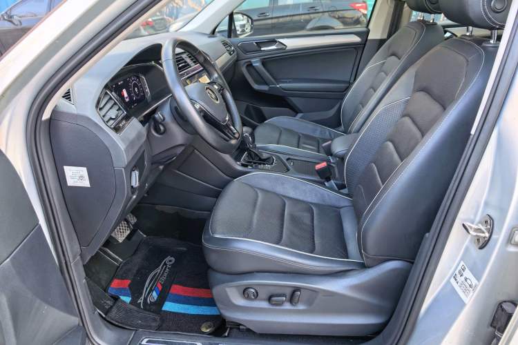 Used Volkswagen Tiguan L New Energy 2021 430 PHEV Plug-in Hybrid Prestige Edition Left Front Seat