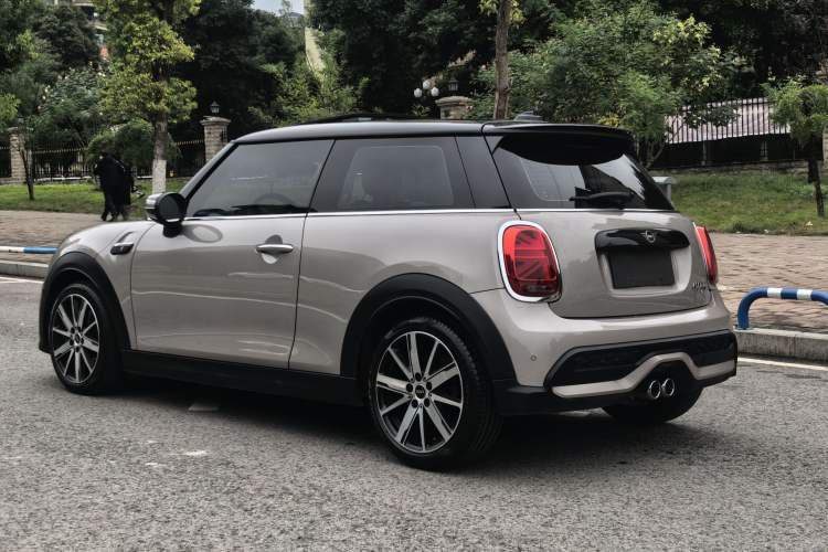 Used MINI MINI 2022 2.0T COOPER S Classic Edition
