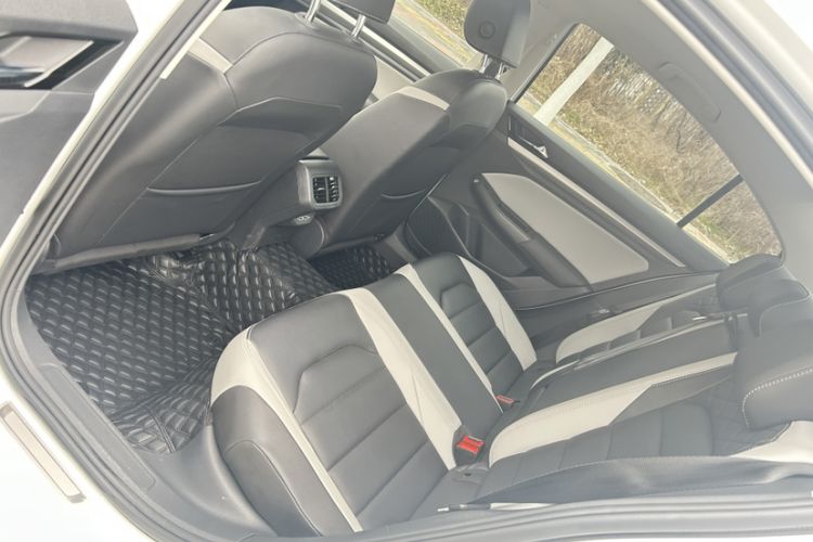 Used Volkswagen Bora 2023 300TSI DSG Prestige Edition