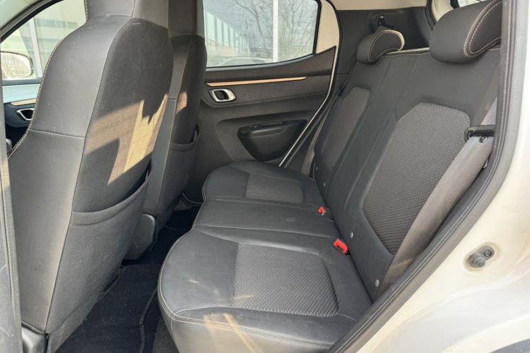 Used Dongfeng NAMMI BOX 2022 Chasing Wind Edition 331 km Standard Model