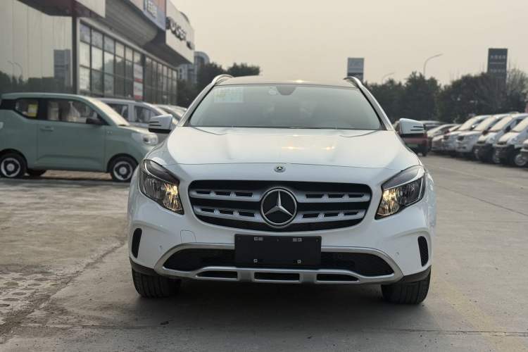 Used Mercedes-Benz GLA 2018 GLA 200 Sport Edition Exterior 3
