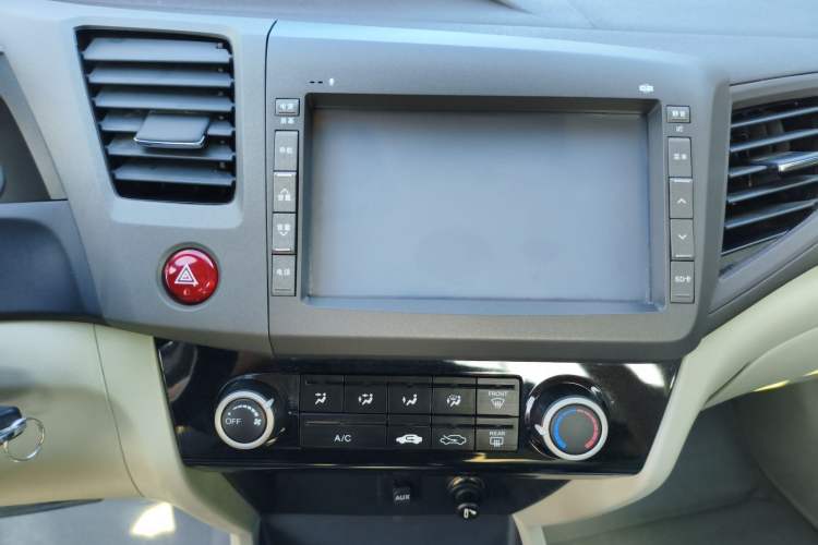 Used Honda Civic 2013 10th Anniversary 1.8L Automatic Comfort Version
