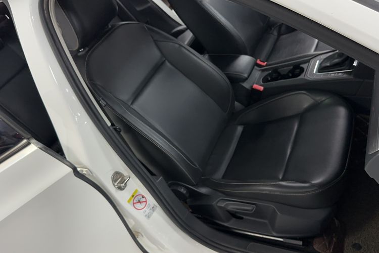 Used Volkswagen Lamando 2017 230TSI DSG Fashion Edition
