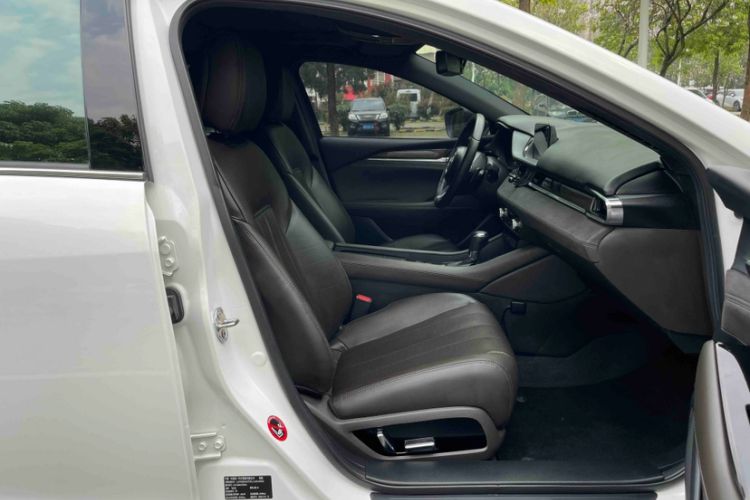 Used Mazda Atenza 2020 2.5L Sky Blue Prestige Edition Interior 10