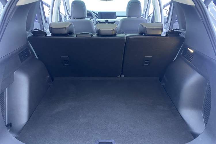 Used Ford Escape 2024 EcoBoost 245 Four-Wheel Drive Prestige Model
