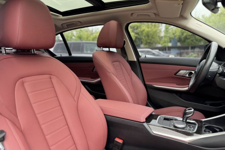 Used BMW 3 Series 2021 Second Facelift 325Li M Sport Package Interior 1