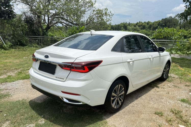 Used Ford Escort 2021 1.5L Automatic Diamond Edition