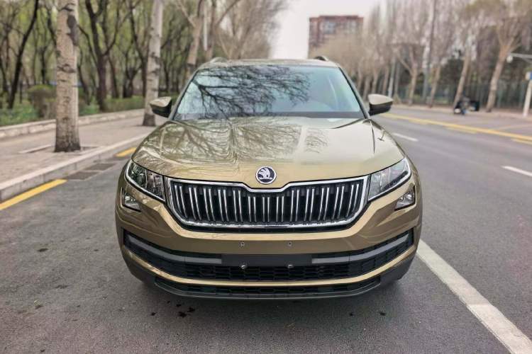 Used Skoda Kodiaq 2018 Facelifted TSI330 5-Seater Two-Wheel-Drive Comfort Edition Exterior 1