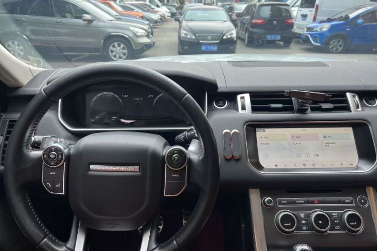 Used Land Rover Range Sport 2017 3.0 SC V6 HSE DYNAMIC Interior 7