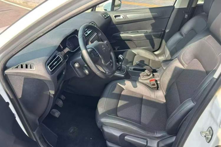 Used Citroen C4 Sega 2016 1.6L Manual Luxury Model Interior 3