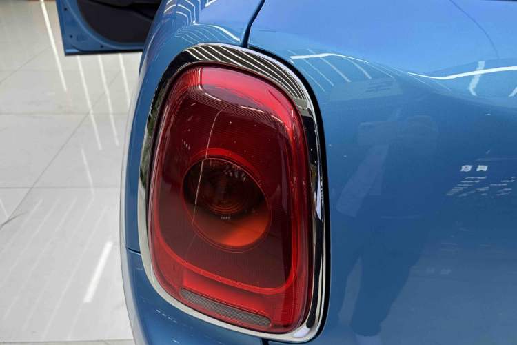 Used MINI 2016 1.2T ONE Five-Door Edition Exterior 8