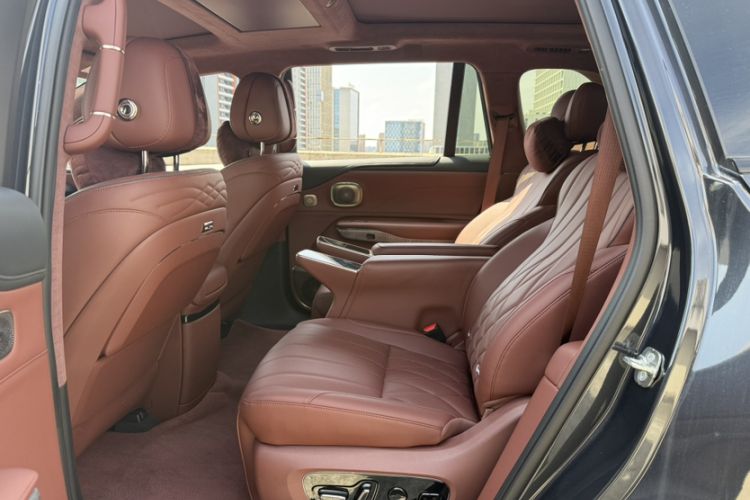 Used Hyptec HL 2025 700 Ultra Six-Seater All-Wheel-Drive LiDAR Version
