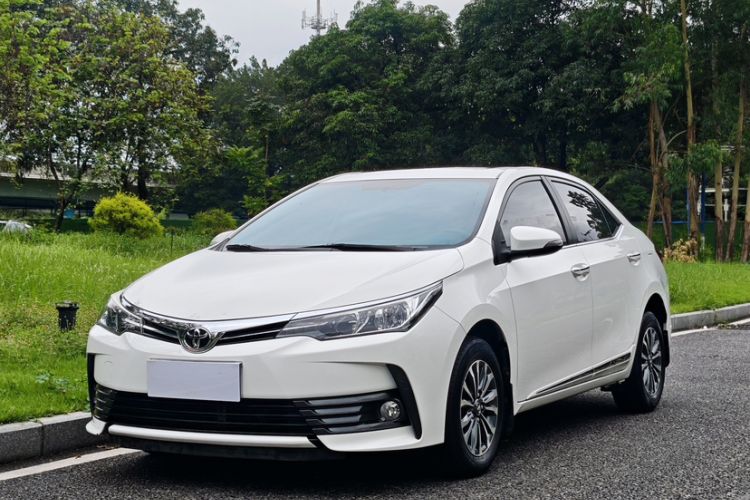 Used Toyota Corolla 2017 Revised Version 1.2T S-CVT GL-i