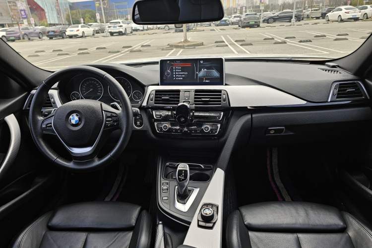 Used BMW 3 Series 2017 320i M Sport
