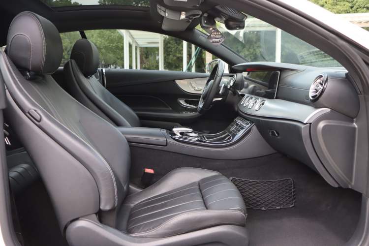 Used Mercedes-Benz E-Class 2017 E 200 Coupe Right Front Seat