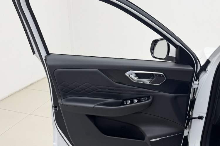 Used BAIC Beijing X7 2023 1.5TD DCT Super Enjoyment+ Version