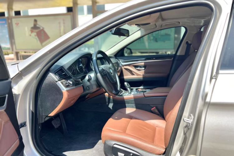 Used BMW 5 Series 2014 525Li Leading Model