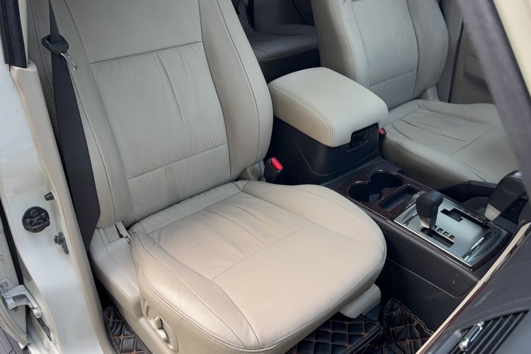 Used Mitsubishi Pajero 2017 V97 3.8L 5-Door GLS Model with Sunroof – Middle East