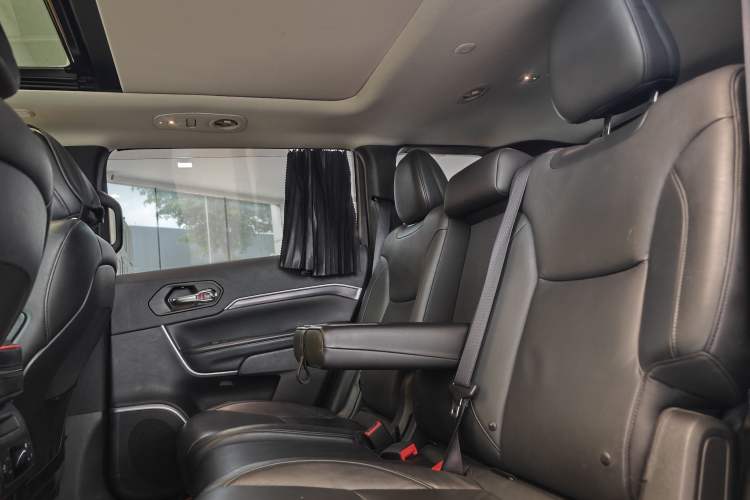 Used Jeep Grand Commander 2018 2.0T Four-Wheel Drive Prestige Edition China V
