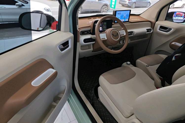 Used Wuling Hongguang MINIEV 2024 3rd Generation 215km Youth Edition