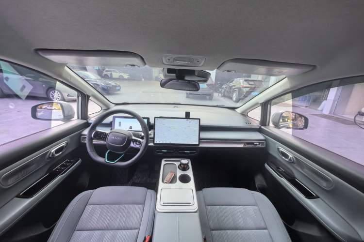 Used AION Y 2023 Plus 510 Enjoy Edition
