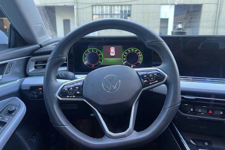 Used Volkswagen Lamando 2022 Lavida L 280TSI DSG Cool & Spicy Edition