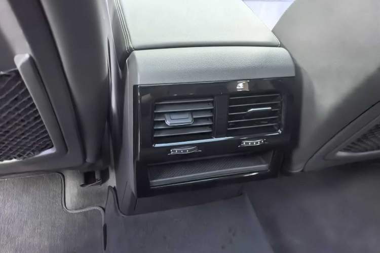 Used Volkswagen Touareg 2019 3.0 TSI RuiFeng Edition China V Standard Exterior 8