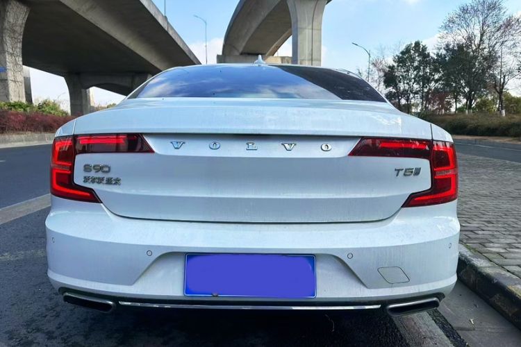 Used Volvo S90 2020 Facelifted T5 Zhiyi Luxury Edition