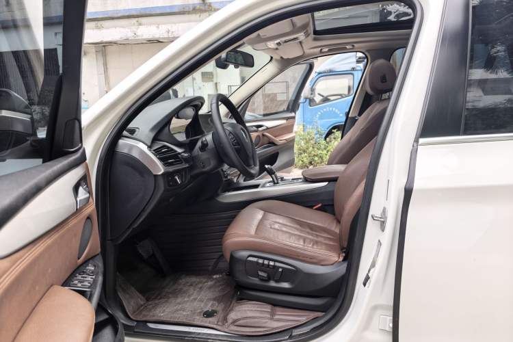 Used BMW X5 2015 xDrive35i U.S. specification
