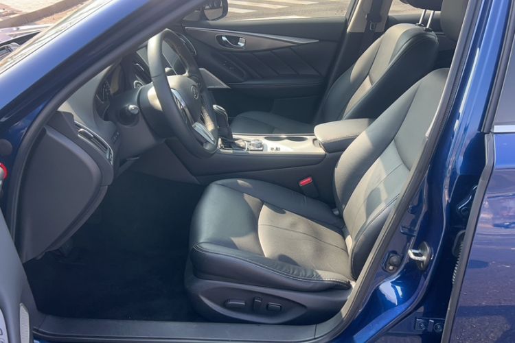 Used Infiniti Q50L 2018 2.0T Enjoyment Edition China V standard