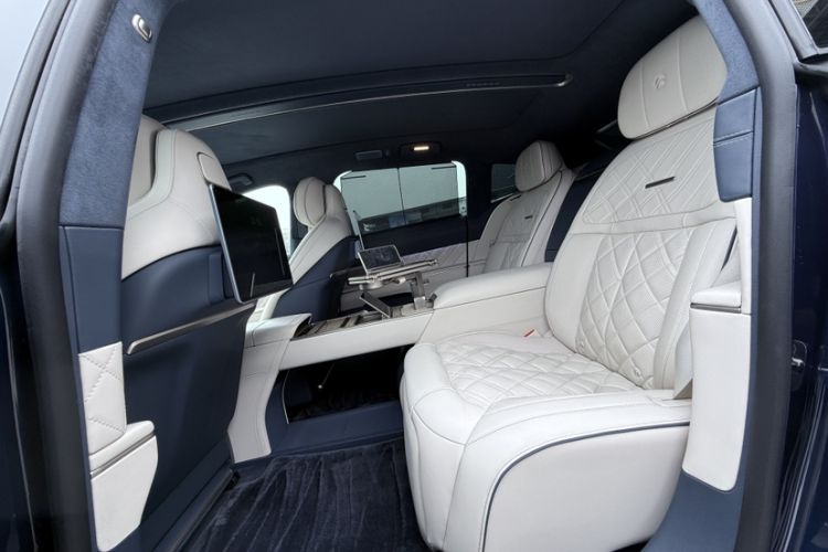 Used Nio ET9 2025 100kWh Signature Edition
