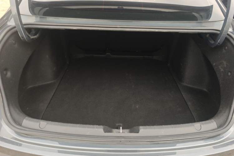 Used Geely Auto Preface 2023 2.0TD Luxury Version
