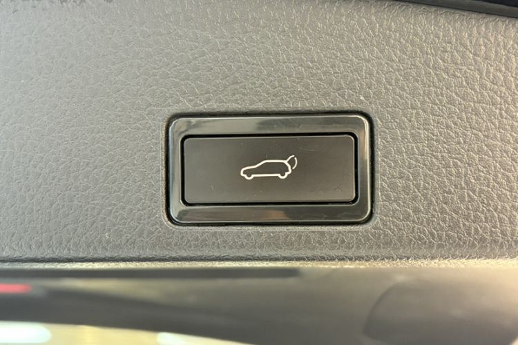 Used Volkswagen Touareg 2017 3.0 TSI Touareg Model