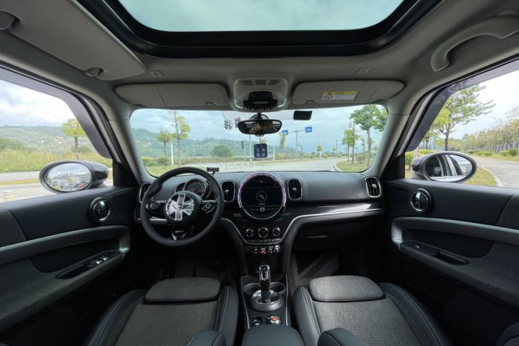 Used MINI Countryman 2019 1.5T COOPER Artist Weekend Travel Edition