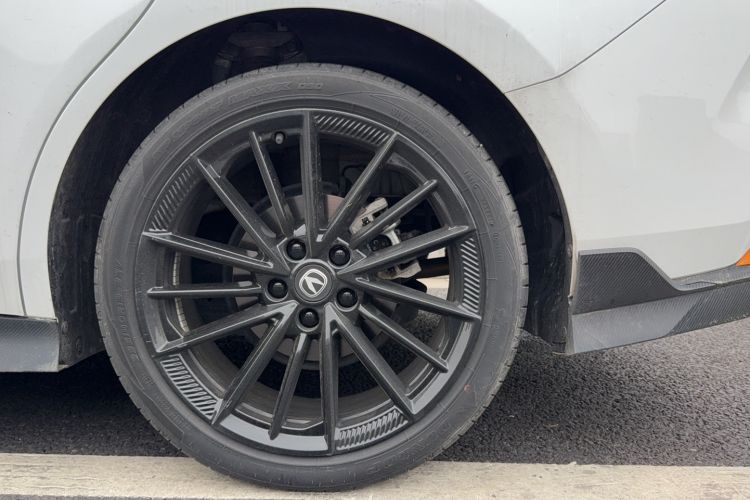 Used CHANGAN UNI-V 2024 1.5T Prestige Sport Edition Exterior 5