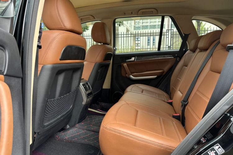 Used Haval H8 2015 2.0T Two-Wheel Drive Comfort Version
