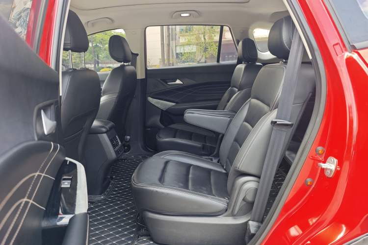 Used SOL X8 2021 300T DCT Panoramic Luxury Edition 6 Seats Interior 3